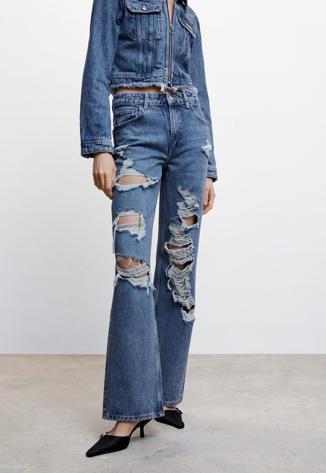 Vista principal Calça Jeans Mango Flare Destroyed Mango azul