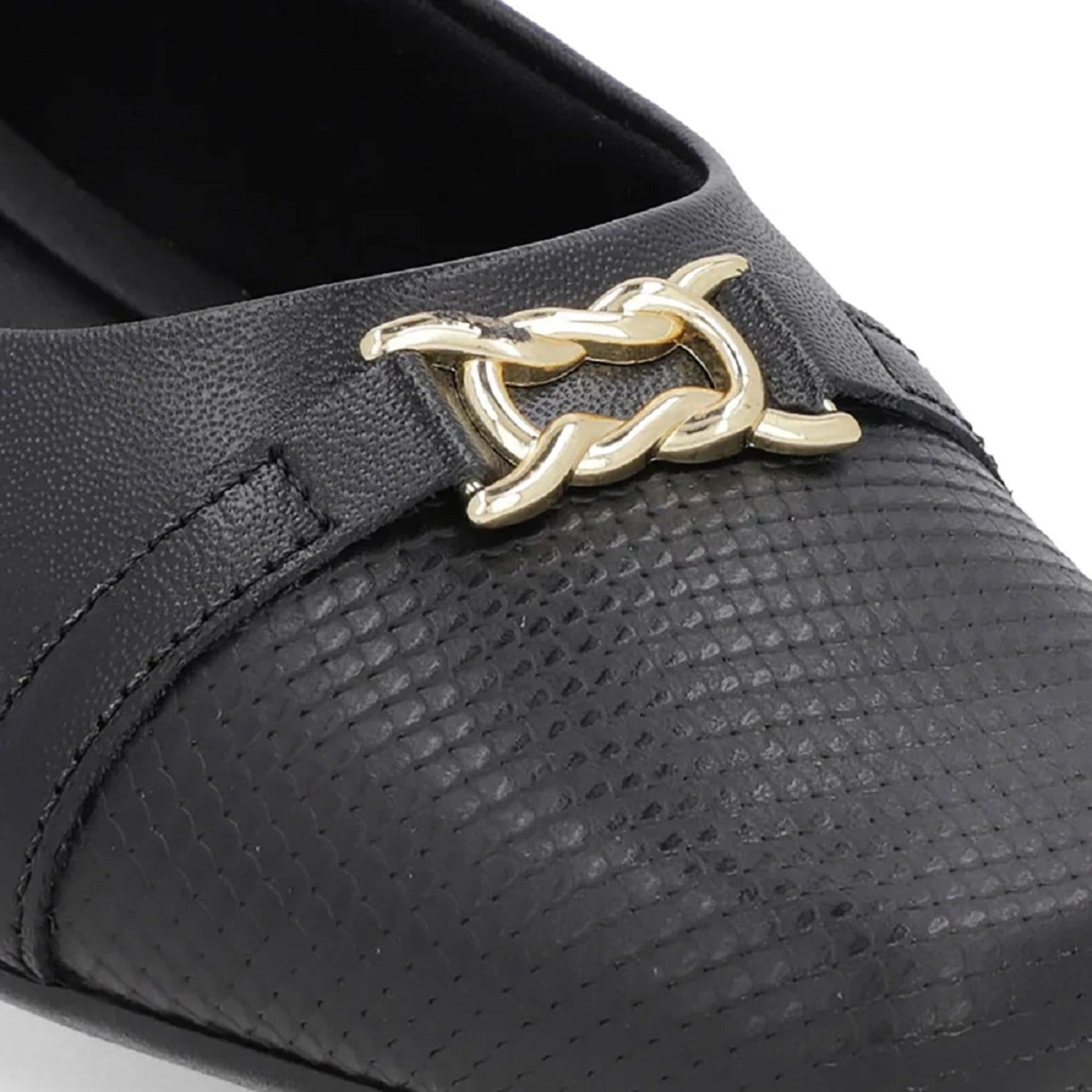 Vista 2 Sapatilha Usaflex Couro Conforto e Sofisticação Usaflex preto