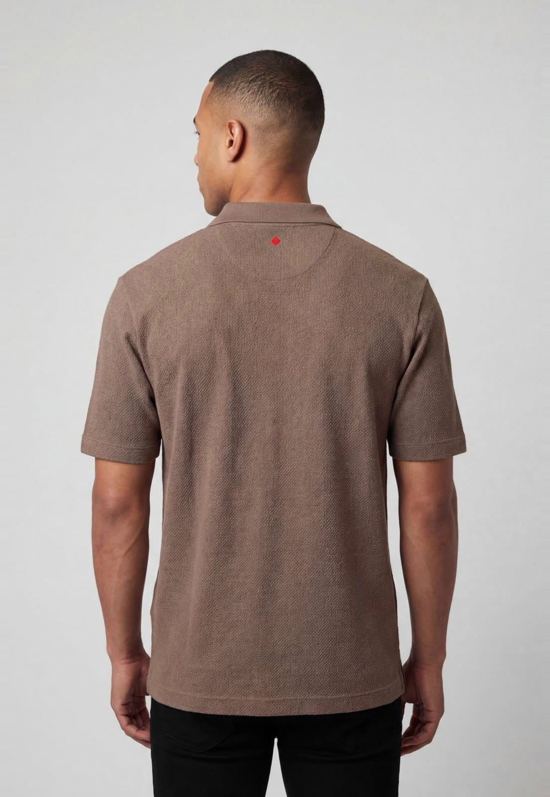 Vista 2 Polo Masculina Forum Clássica Forum marrom
