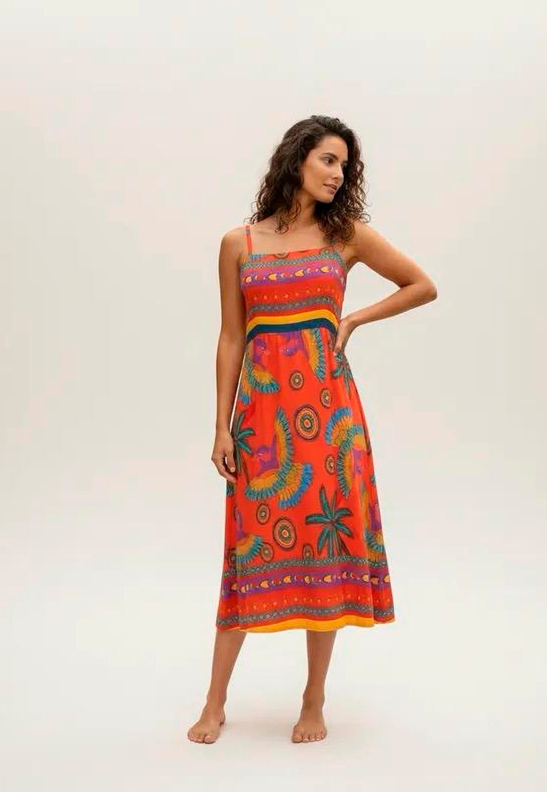 Vista principal Vestido Amazonia Vital Midi Alça Fina Estampa Dança dos Passáros Red Amazonia Vital estampado red