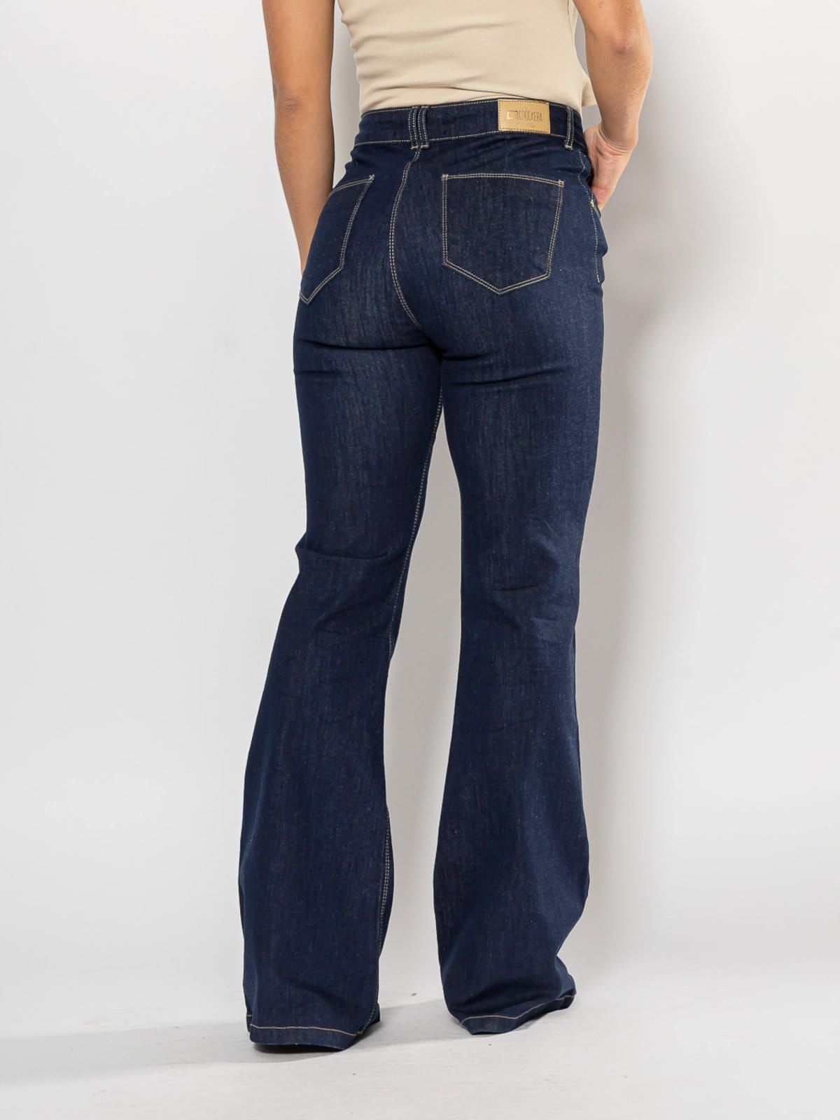 Vista 2 Calça Feminina Flare Crocker - 50894 Crocker jeans