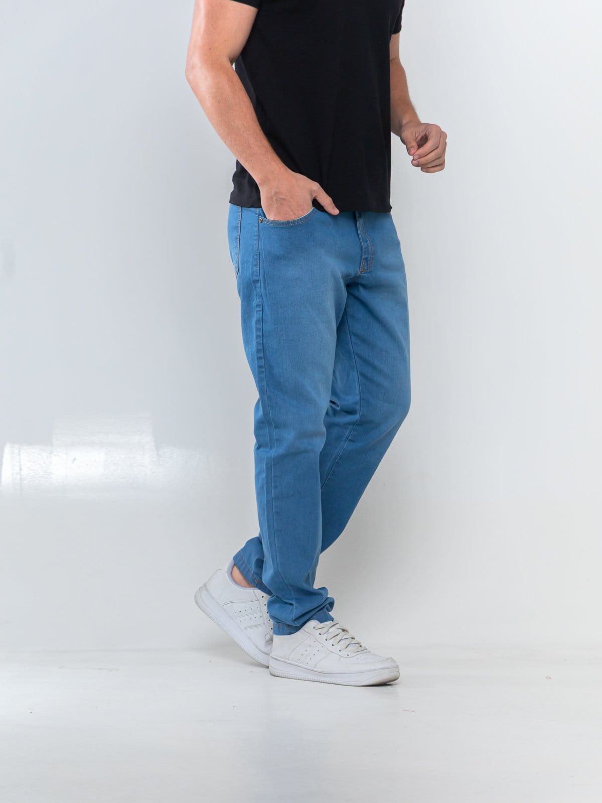 Calça Jeans Masculina KOVALI Slim Claro - Conforto e Estilo para o Dia a Dia