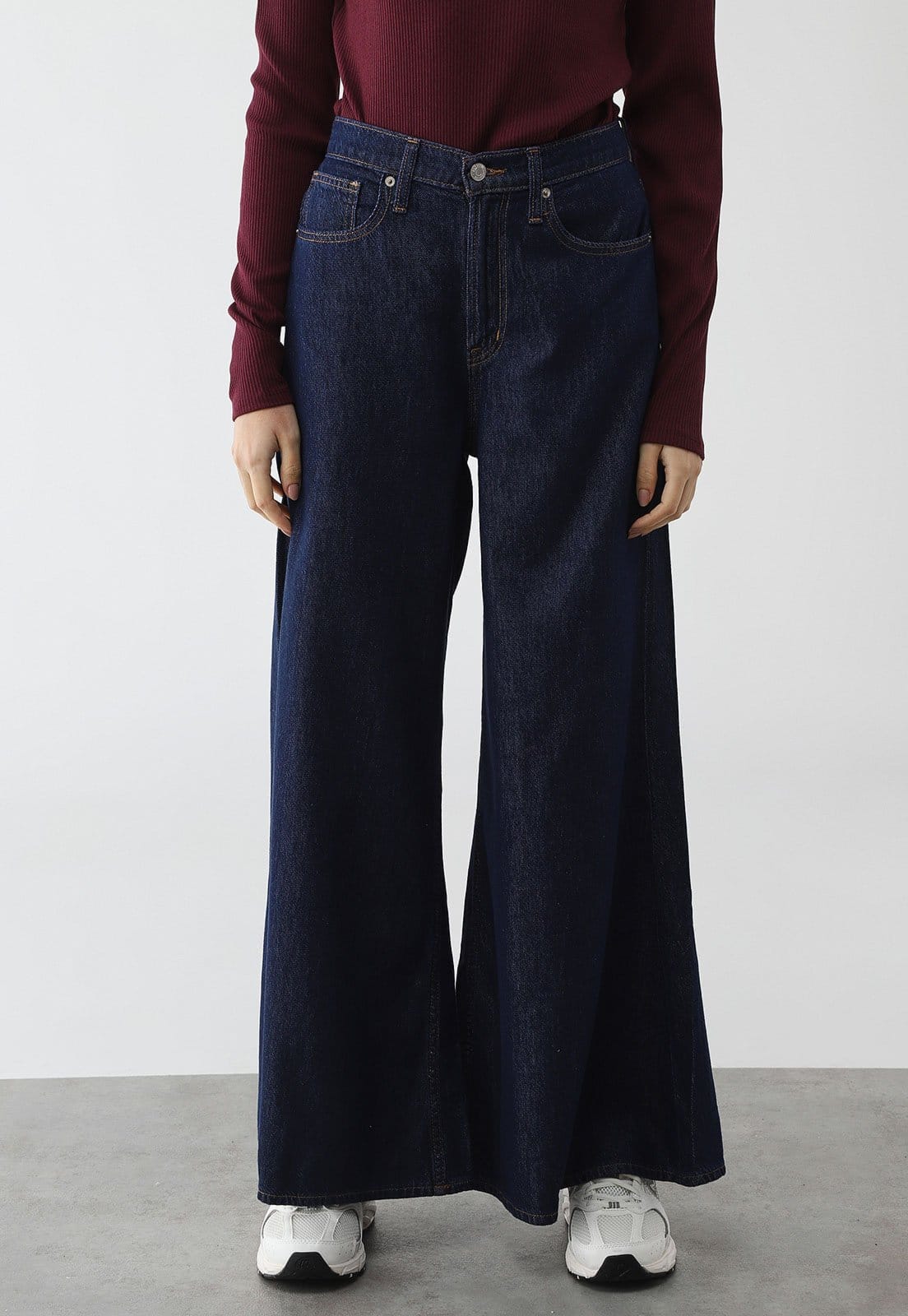 Vista principal Calça Feminina GAP Wide Leg Escura GAP azul