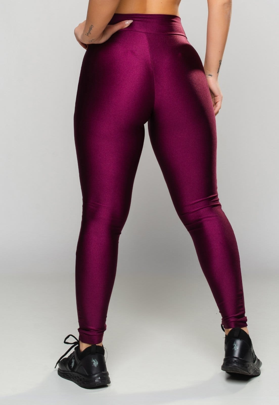 Vista 2 Calça MVB Modas Legging Poliamida Brilhosa Feminina Cintura Alta Mvb Modas vinho
