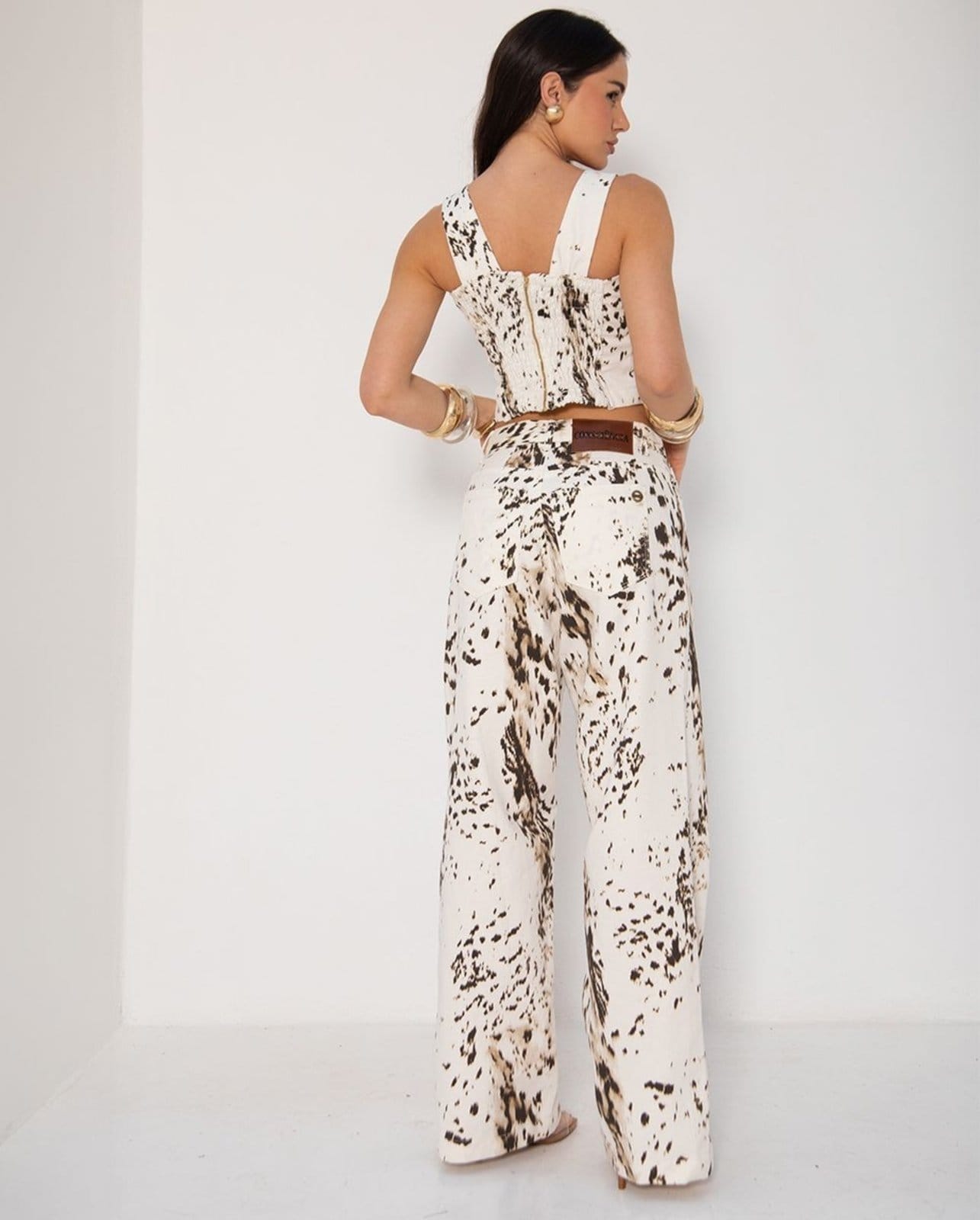 Vista 2 Calça Jeans Wide Leg Feminina Estampada 25015 Estampado Off White Consciência estampado white