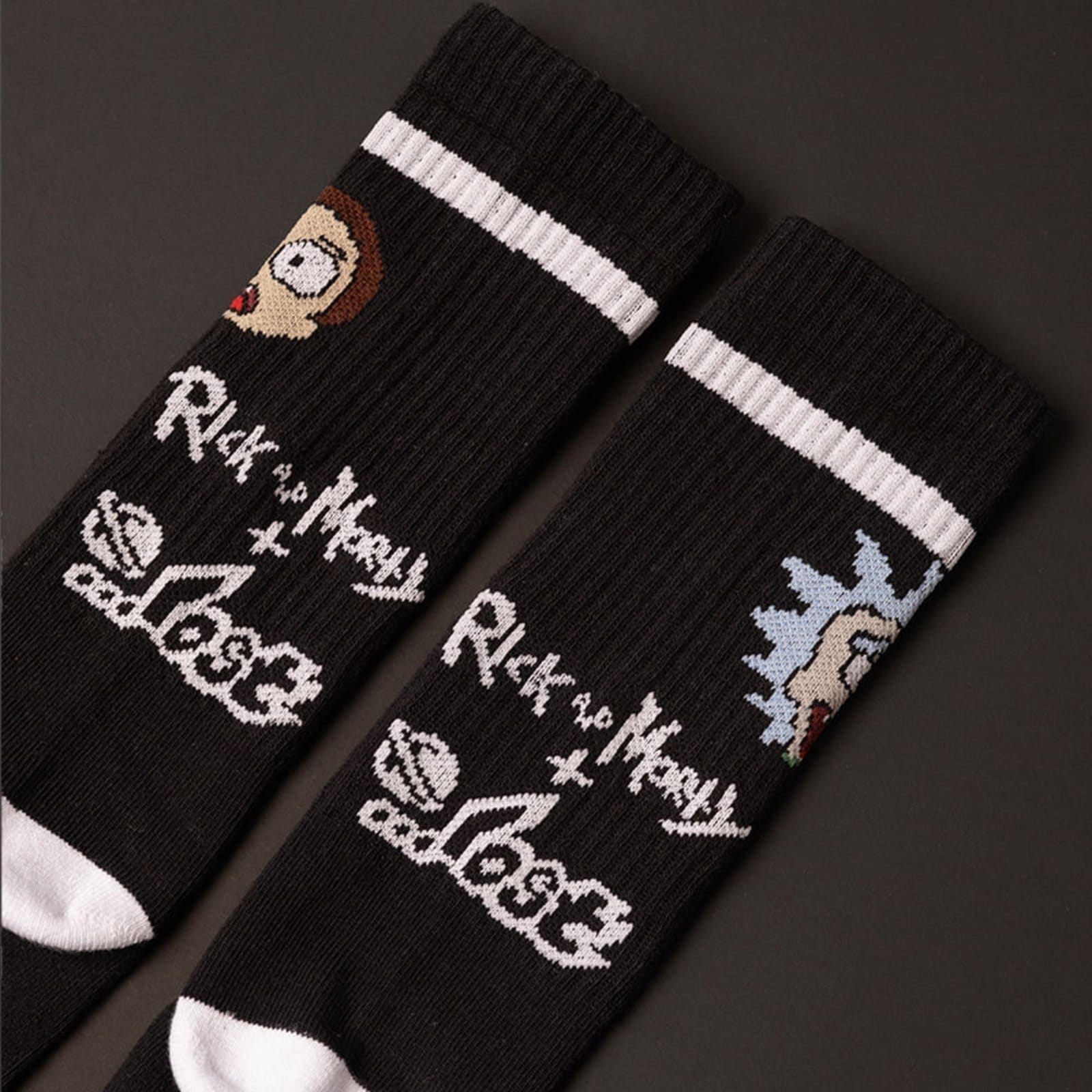 Vista 2 Meia Lost X Rick and Morty Lost preto