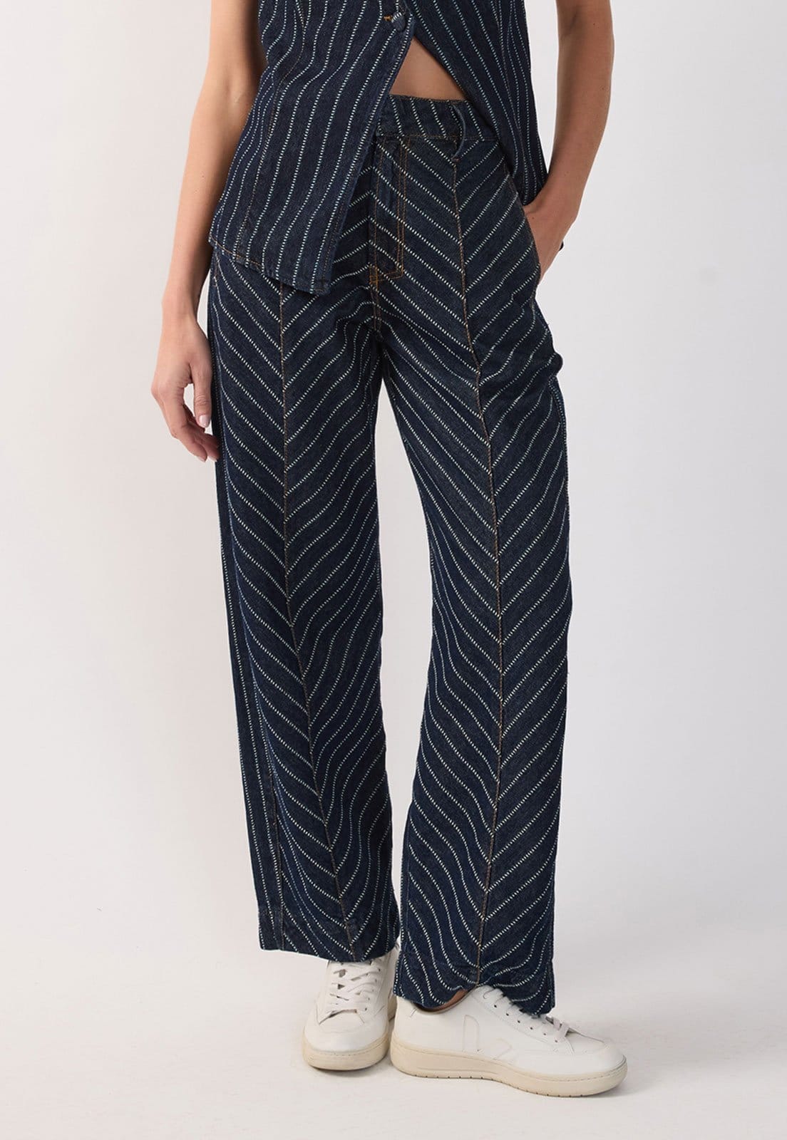 Calça Feminina Dress to Reta Listrada