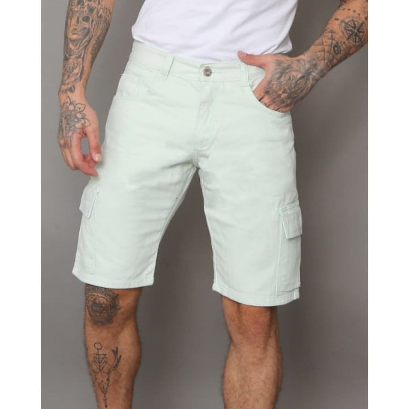 Vista principal Bermuda Masculina Alleppo Cargo Claro Vitor Alleppo Jeans verde