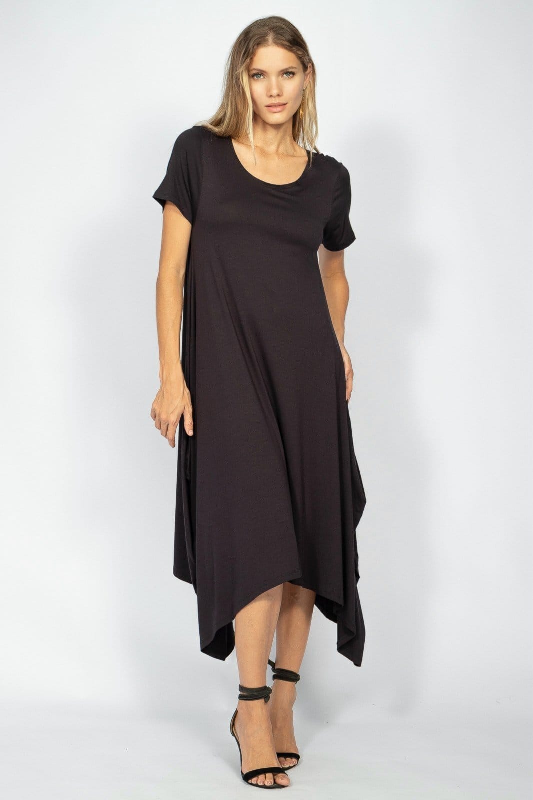 Vista 2 Vestido Saruel Manga Curta Amazonia Vital Malha Amazonia Vital preto