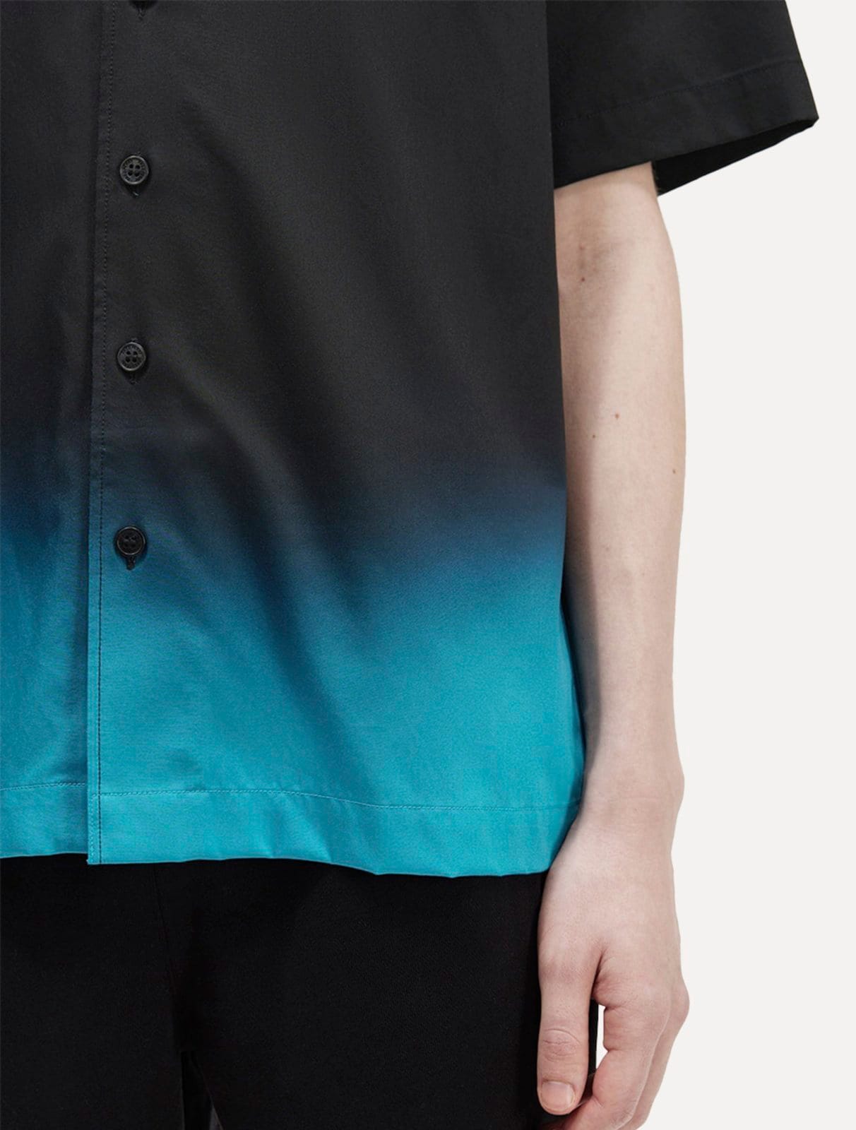 Vista 2 Camisa Fred Perry Masculina Manga Curta Ombre Revere Collar Preta Fred Perry preto