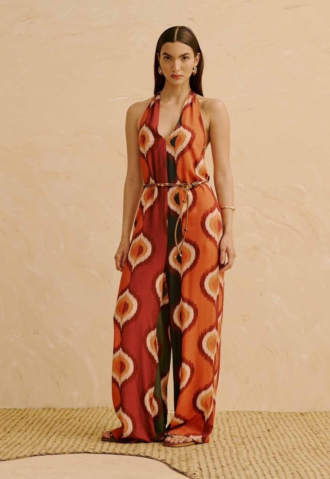 Vista principal Macacão Frente Única Estampado Taquile CaCay marrom