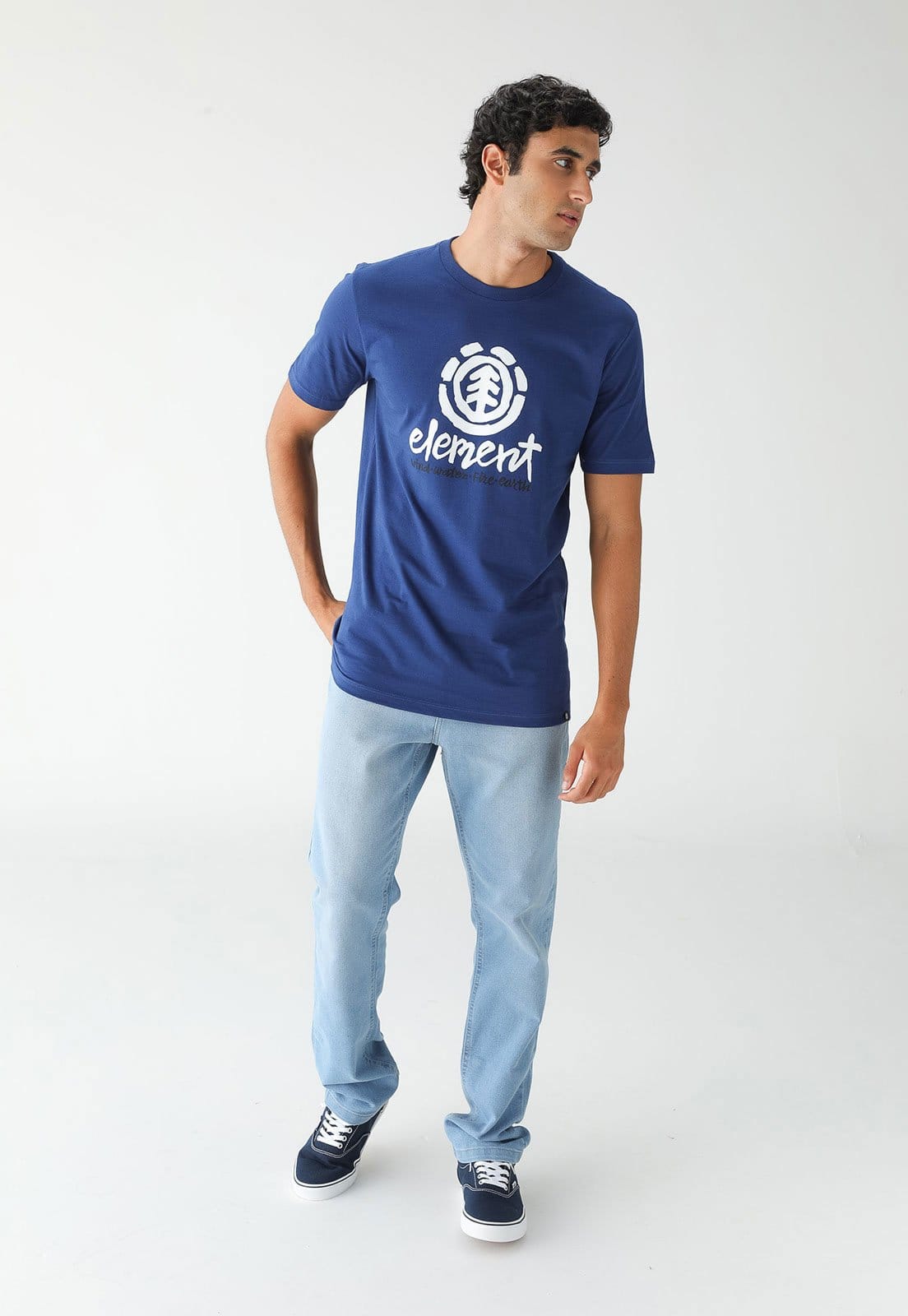 Vista 2 Calça Jeans Element Reta Essentials Light Element azul