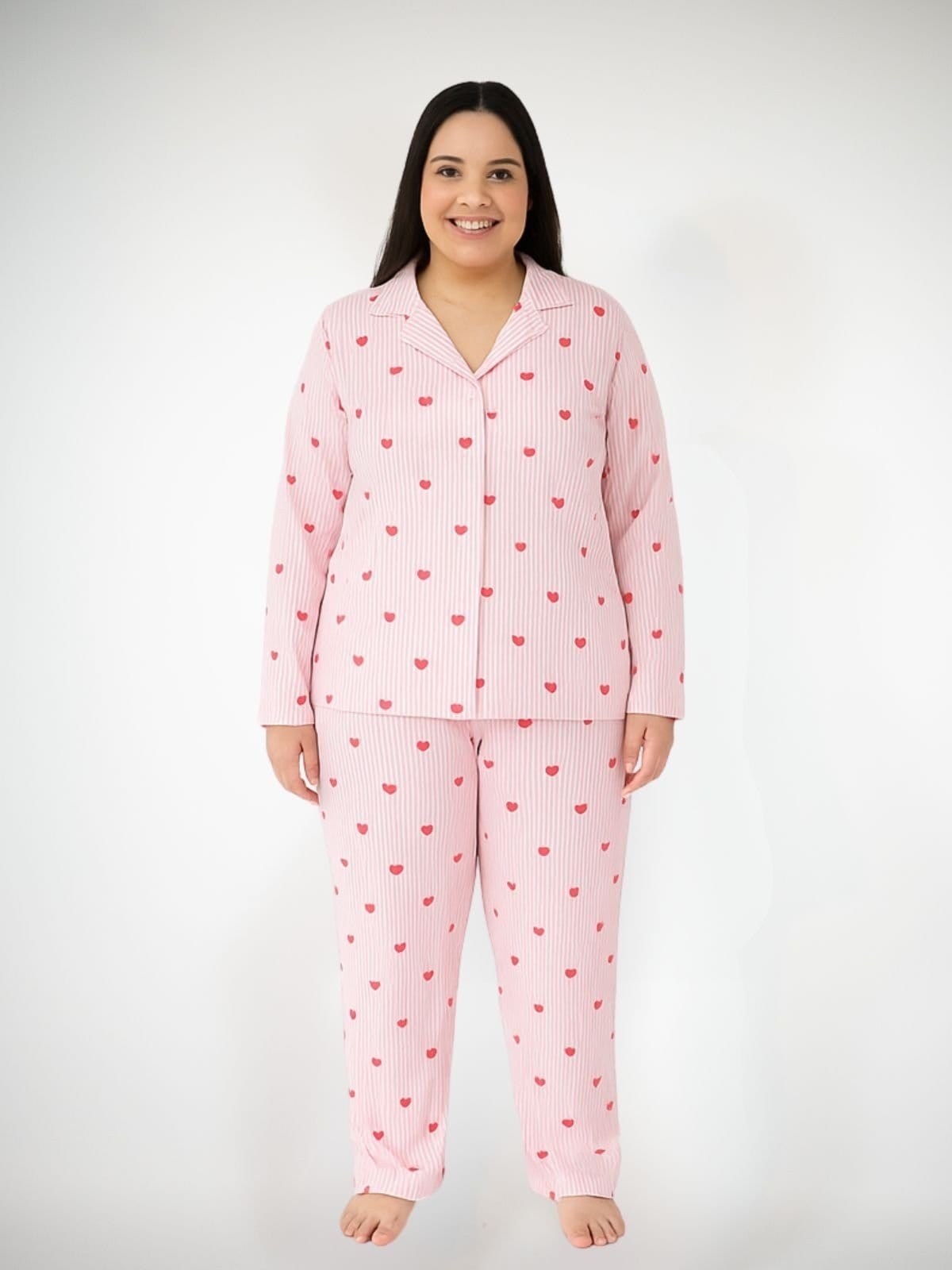 Vista principal Pijama Algodão Plus Size Americano Longo Amanda - Listrado Corações Vermelho Piante rosa