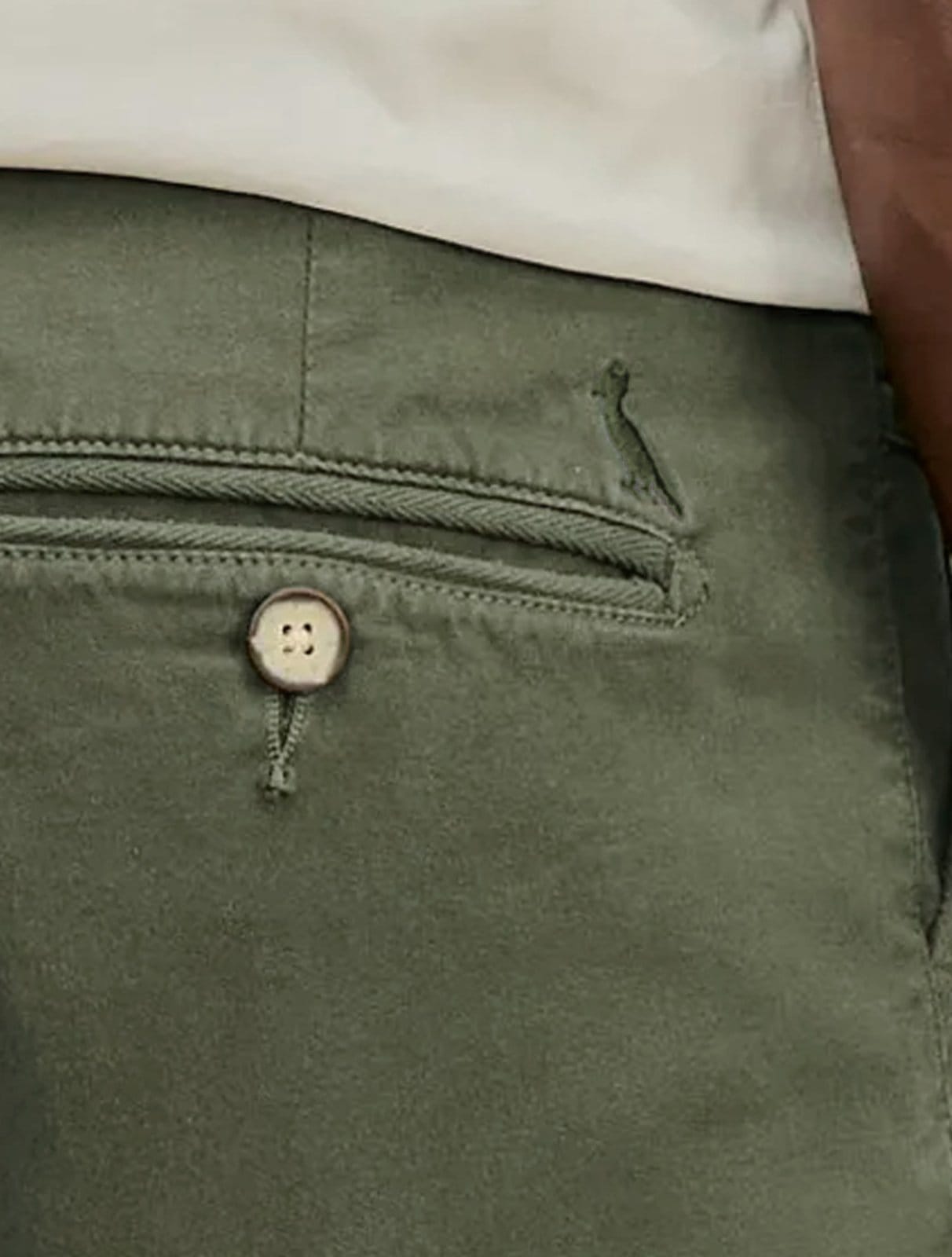 Vista 2 Bermuda Reserva Masculina Casual Copper Verde Militar Reserva verde militar copper