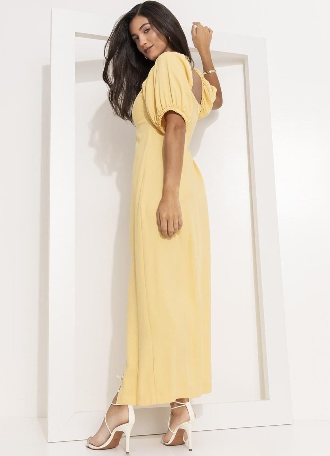 Vista 2 Vestido Feminino Panna Cotta Em Viscose Plana Sarjada Quintess amarelo