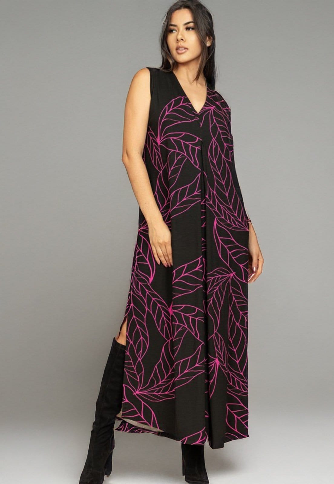 Vista principal Vestido Cabanafree Longo Acará Malha Estampa Antúrios Cabanafree estampado/lilás/preto