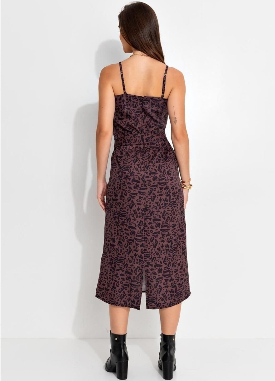 Vista 2 Vestido Feminino Animal Print Em Alfaiataria Sarjada Quintess marrom