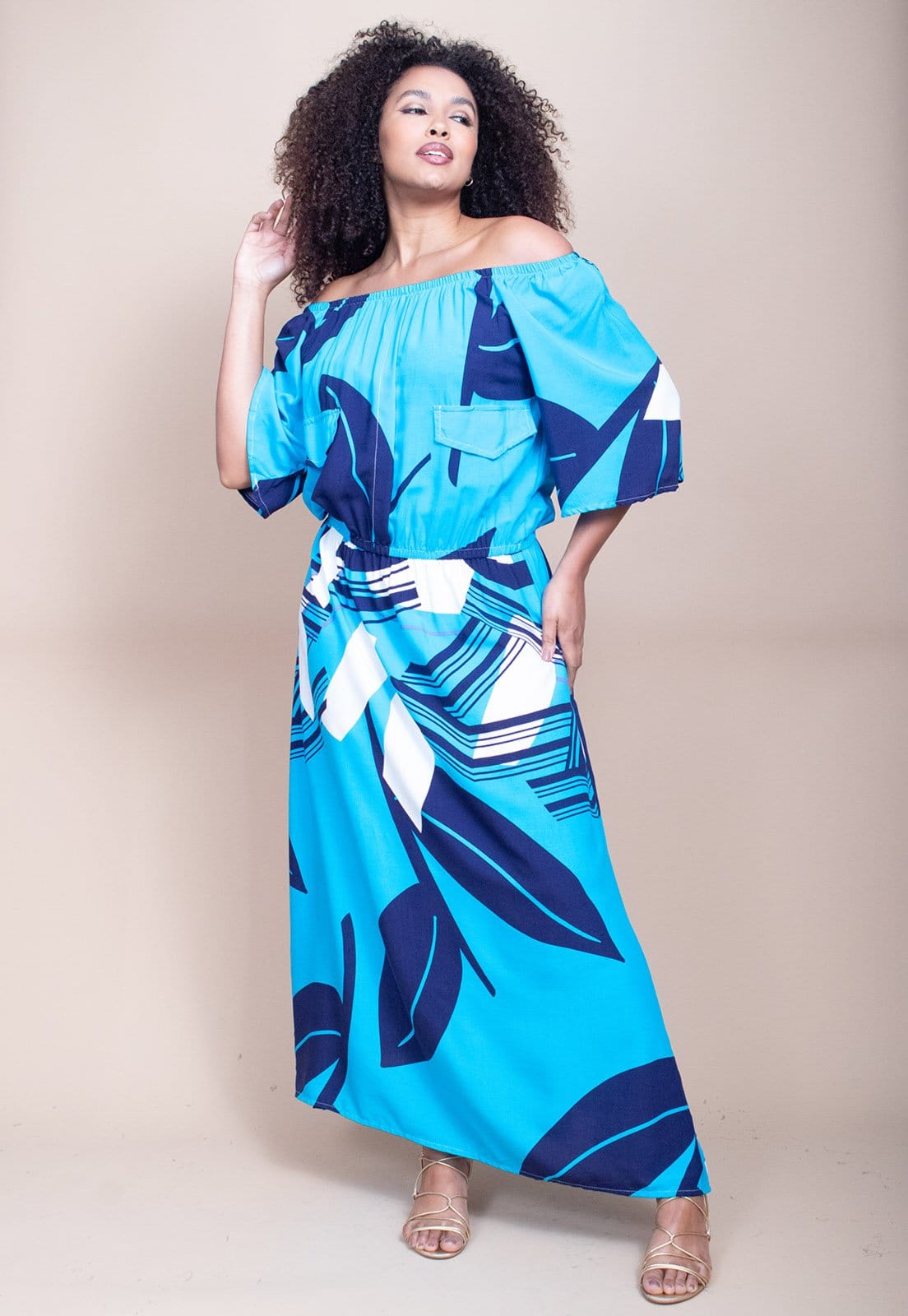 Vista 2 Vestido Midi Cabanafree Ciganinha Viscose com Lapela Estampa Imbé Blue Cabanafree azul/estampado/off-white blue