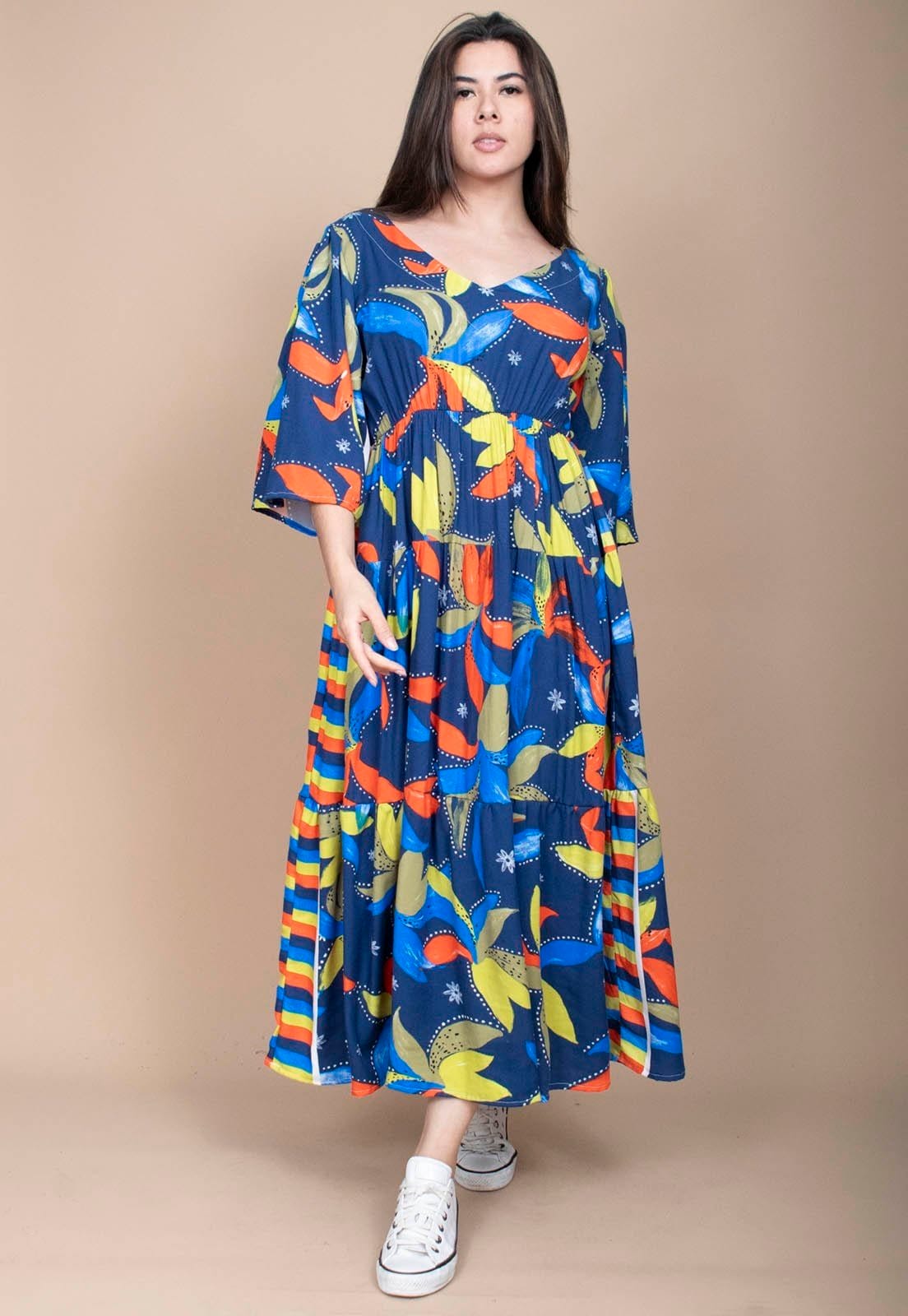 Vestido Longo Cabanafree Plano com Manga e Camadas Estampa Maré Vibrante