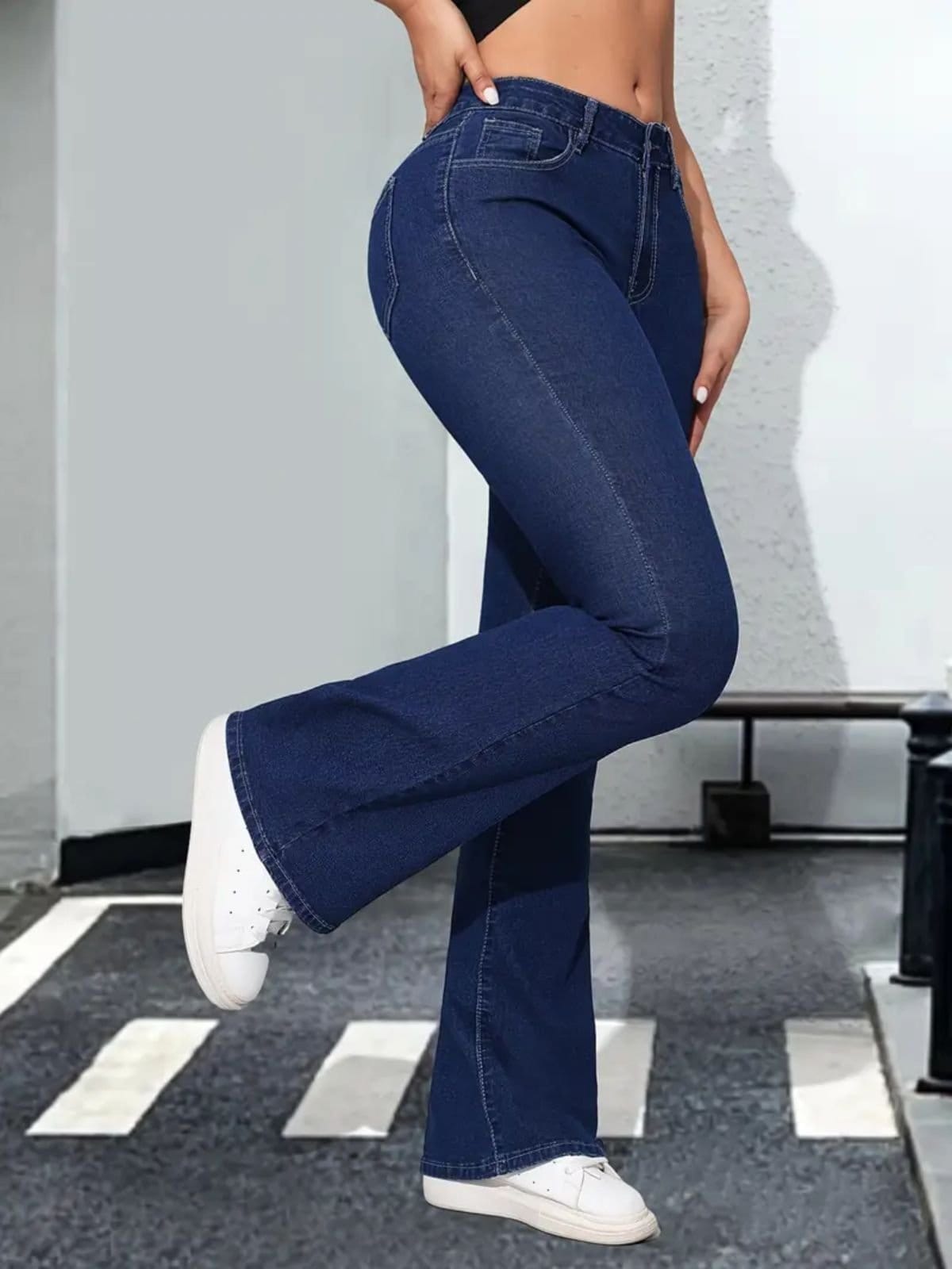 Calça Flare Jeans Feminina Kovali Premium Com Elastano Cintura Alta Levanta Bumbum Estilo Gringa Escuro