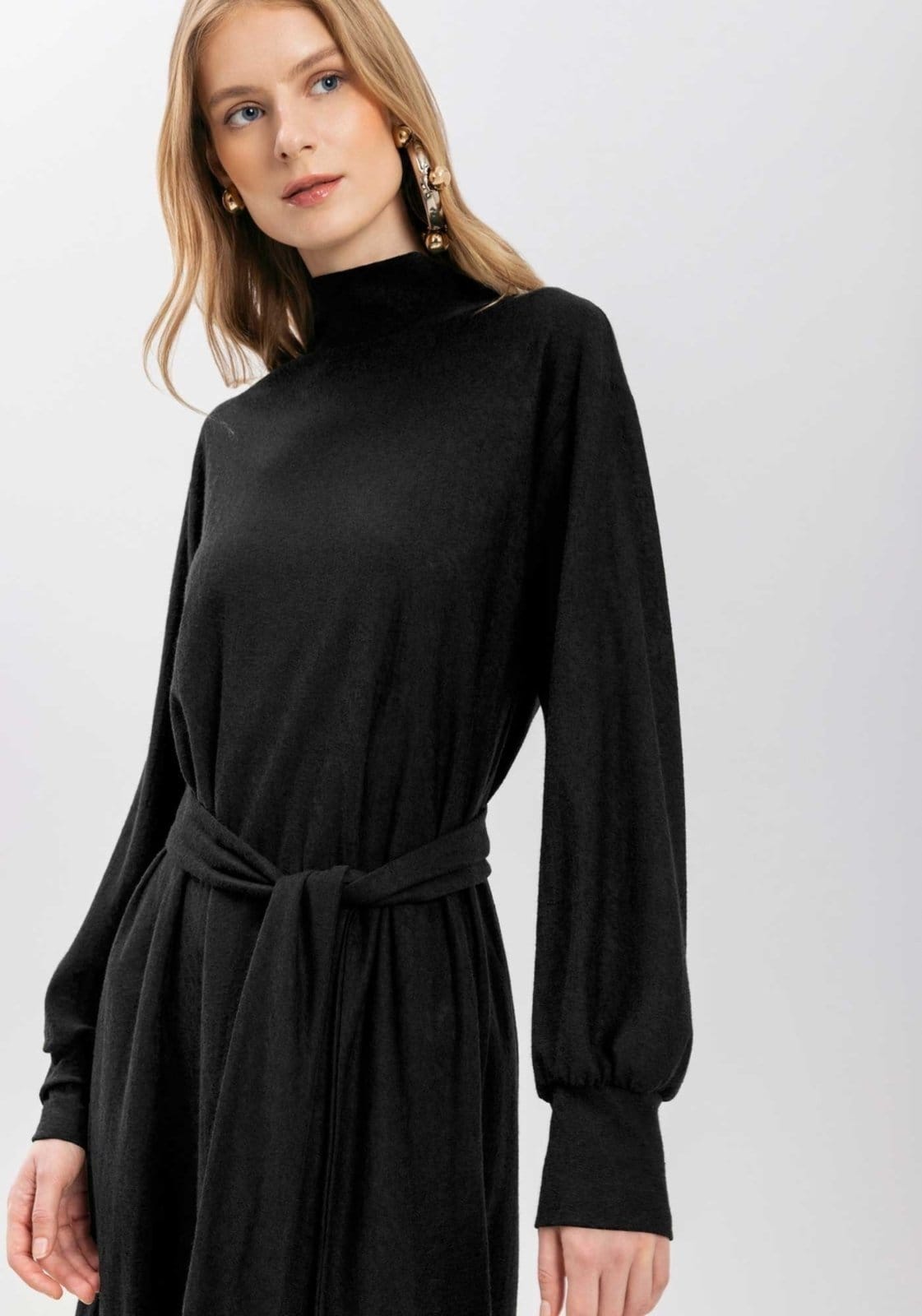 Vista 2 Vestido Midi De Mangas Longas Com Faixa Em Malha Rústica Lez a Lez poás