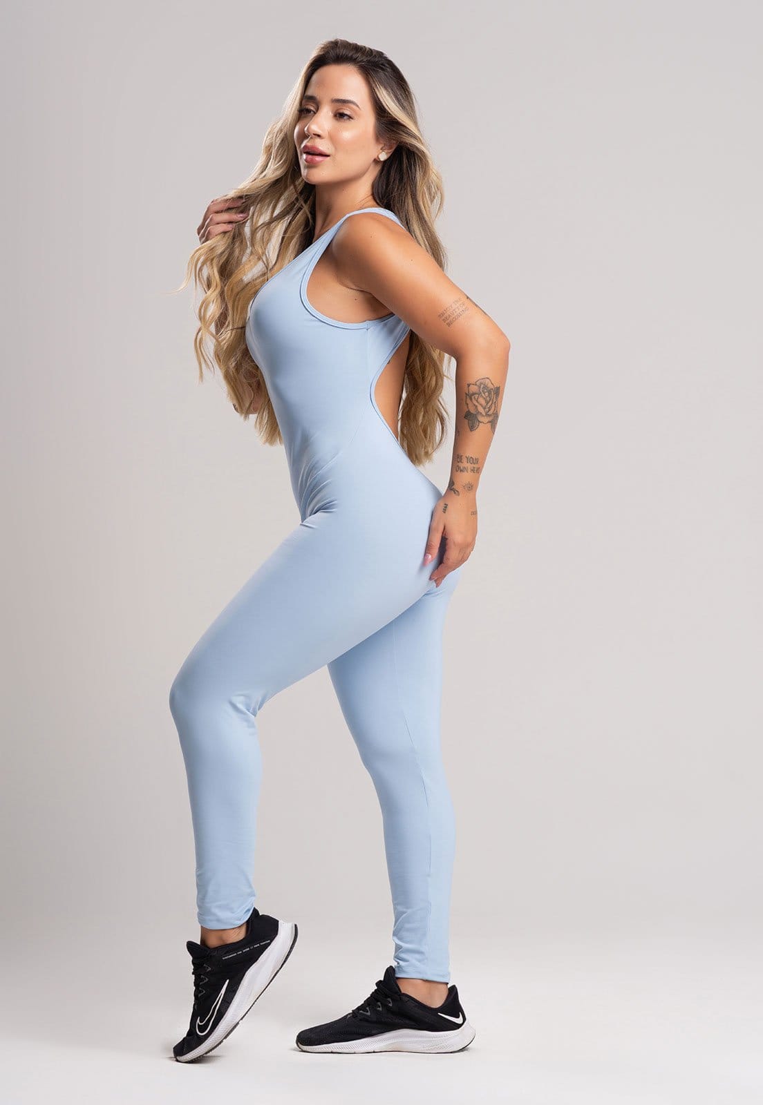 Vista 2 Macacão Fitness MVB Modas Longo Feminino Suplex Academia Poliamida Céu Mvb Modas azul