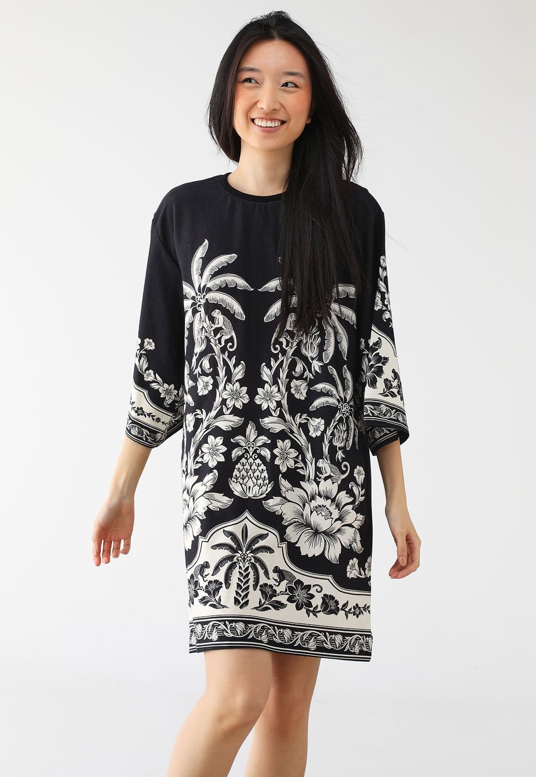 Vestido FARM Curto T Shirt Big Guanacaste