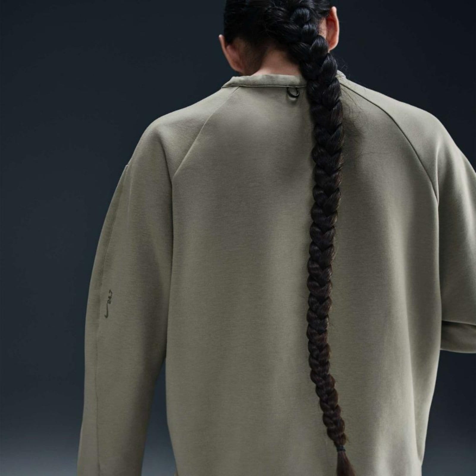 Vista 2 Blusão Nike Dri-FIT Is Crew Masculino Nike verde