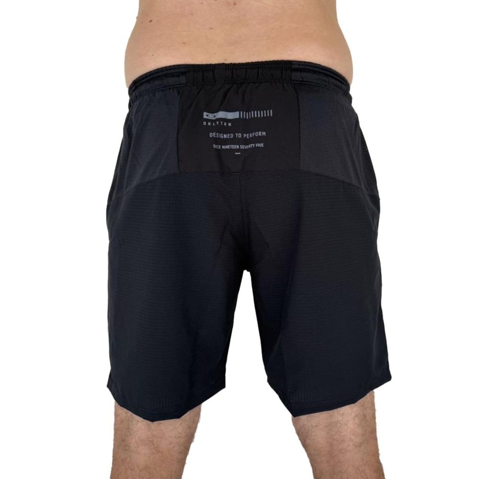 Vista 2 Bermuda Oakley TRN Mesh Vent Sports SM25 Masculina Blackout Oakley preto