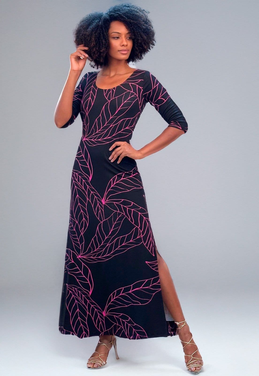 Vestido Longo Cabanafree Malha Gola Canoa Manga 3/4 Antúrios