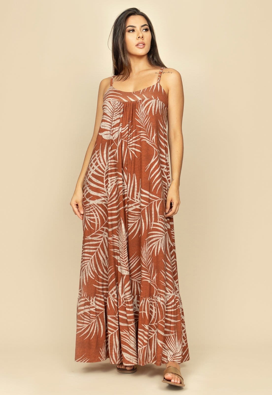 Vista principal Vestido Longo Jataí Trapézio Malha Camadas Estampa Palmas Terra Amazonia Vital estampado/marrom/multicolorido