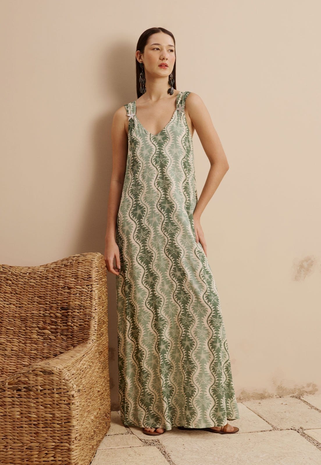 Vestido Longo Detalhe Estrela do Mar Estampado Rio