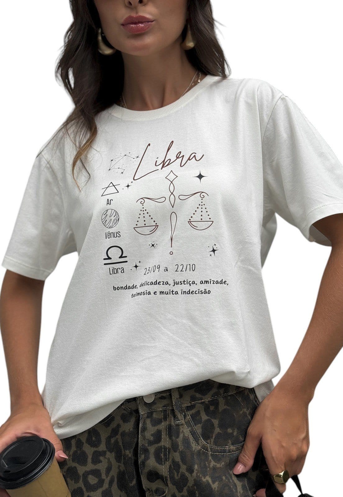 Vista 2 Camiseta Cianitas Off Estampa Signo Libra Cianitas off-white