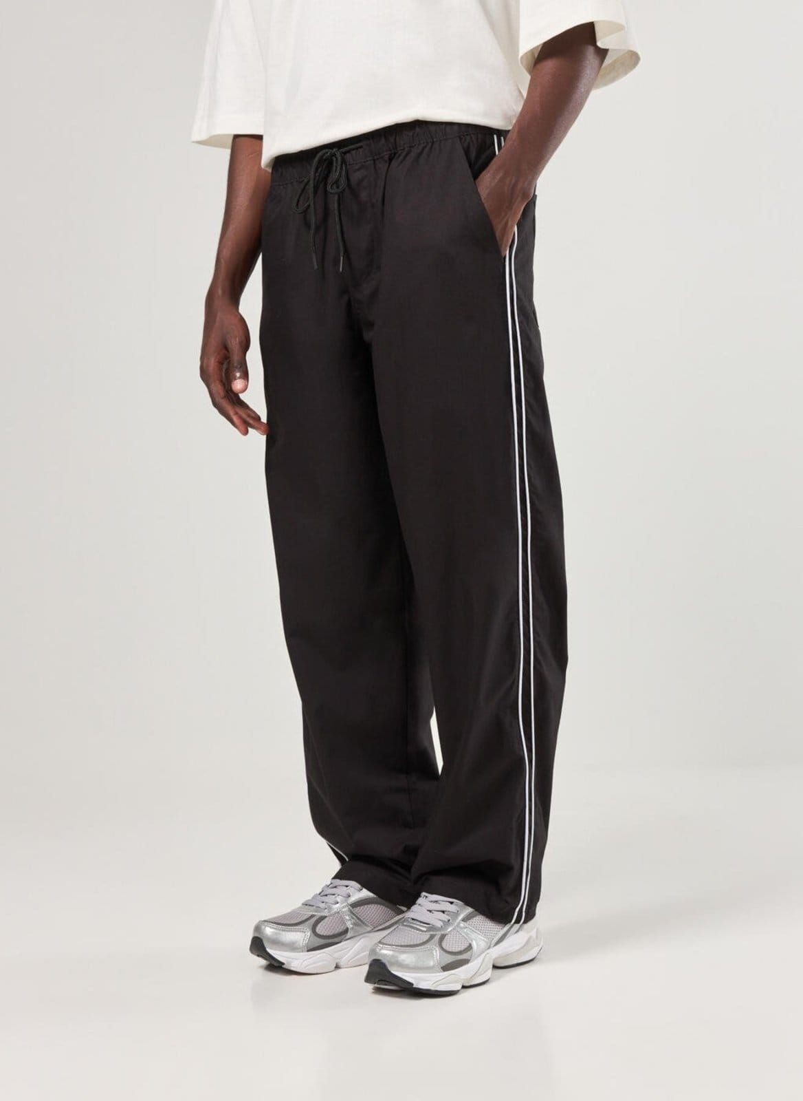 Vista 2 Calça Super Baggy Sarja Preta Com Listras Youcom preto