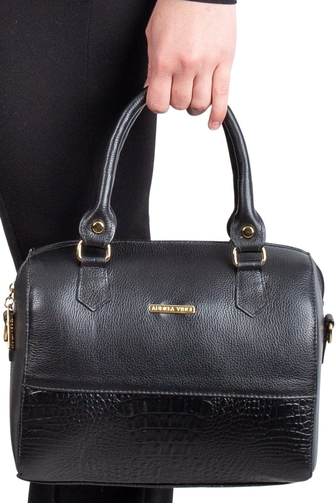 Bolsa Andrea Vinci Baú De Mão Em Couro Liso Sthefani - Preta