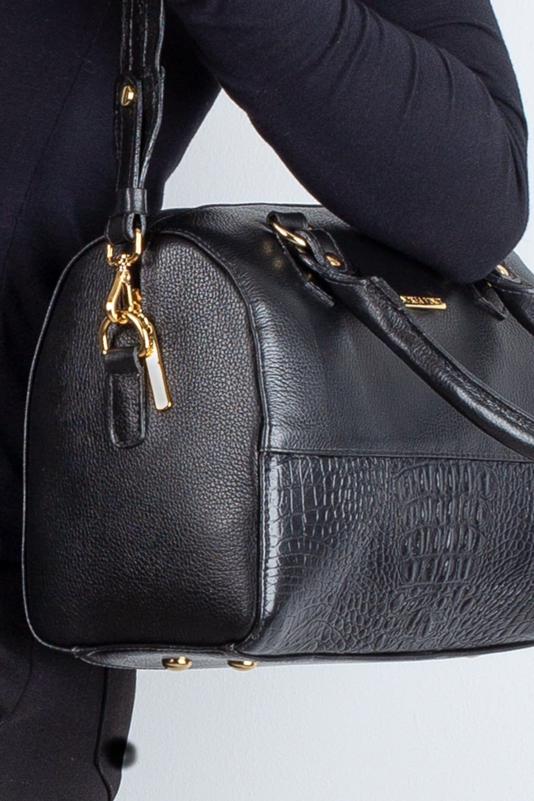 Vista 2 Bolsa Andrea Vinci Baú De Mão Em Couro Liso Sthefani - Preta Andrea Vinci caramelo