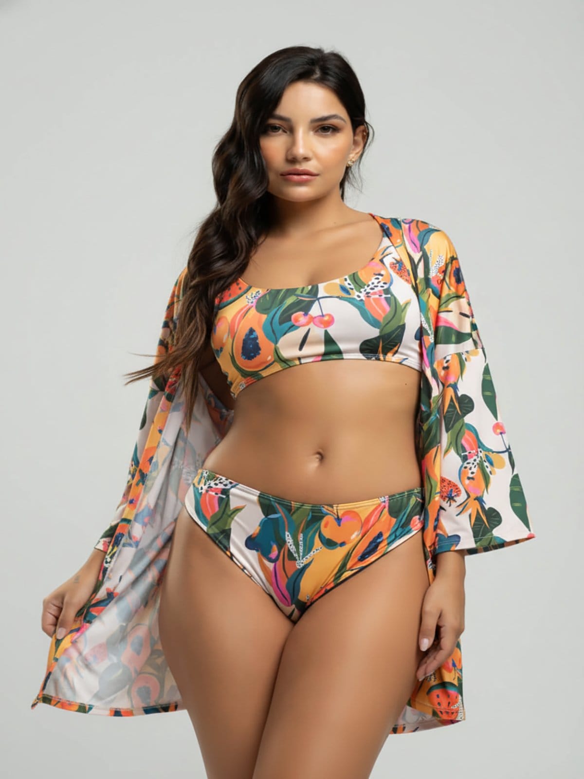 Conjunto Vicbela Biquíni Top Faixa Bojo Removível Calcinha Comum + Saída de Praia Kimono Mamão