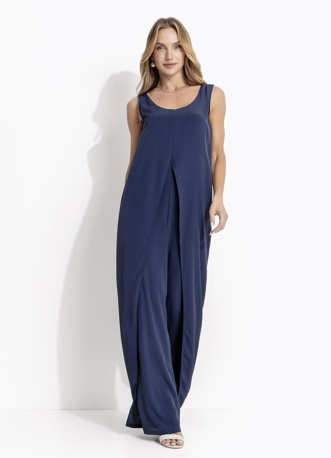 Macacão Em Crepe Plano Marinho