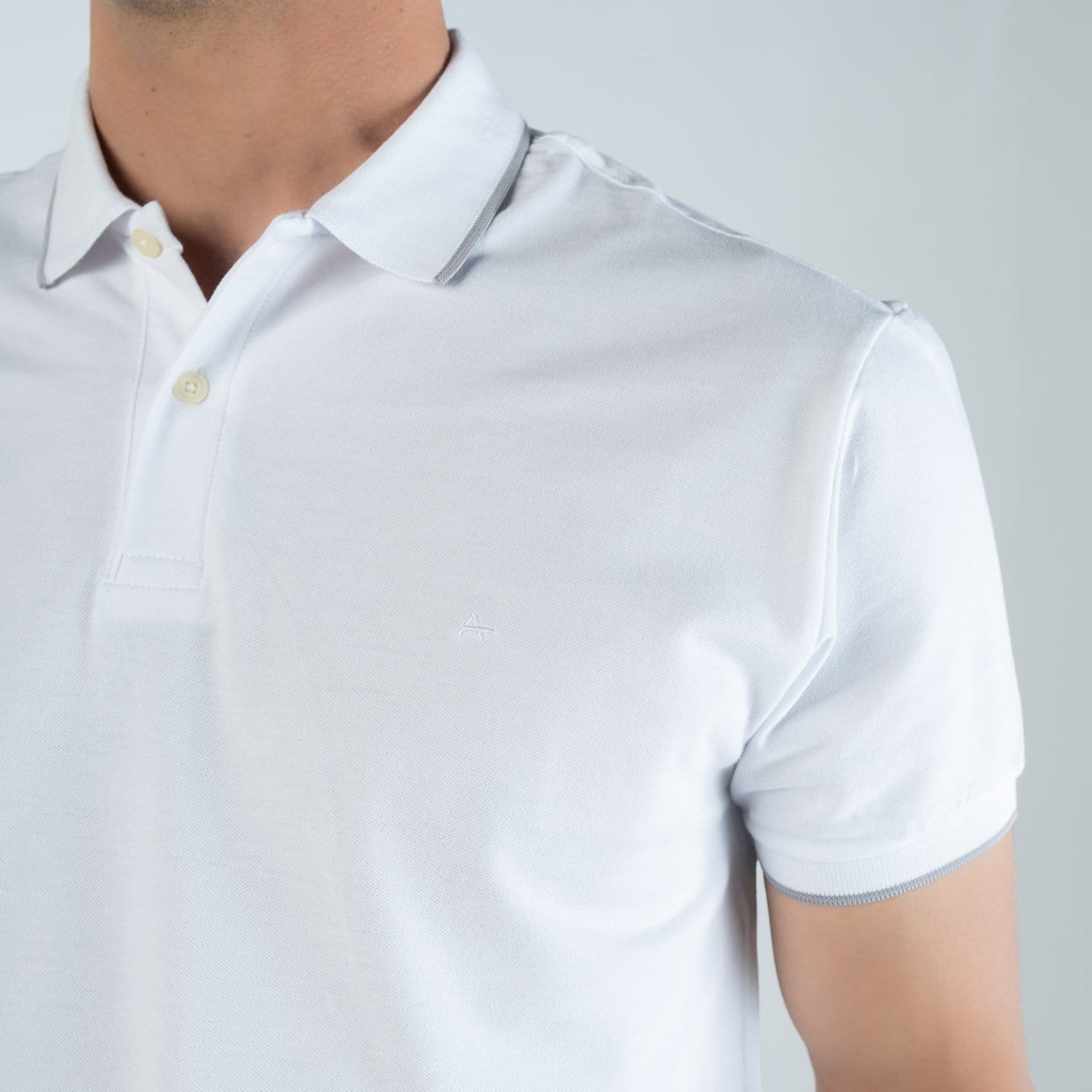 Vista 2 Camisa Polo Aramis Frisos Branca Aramis branco