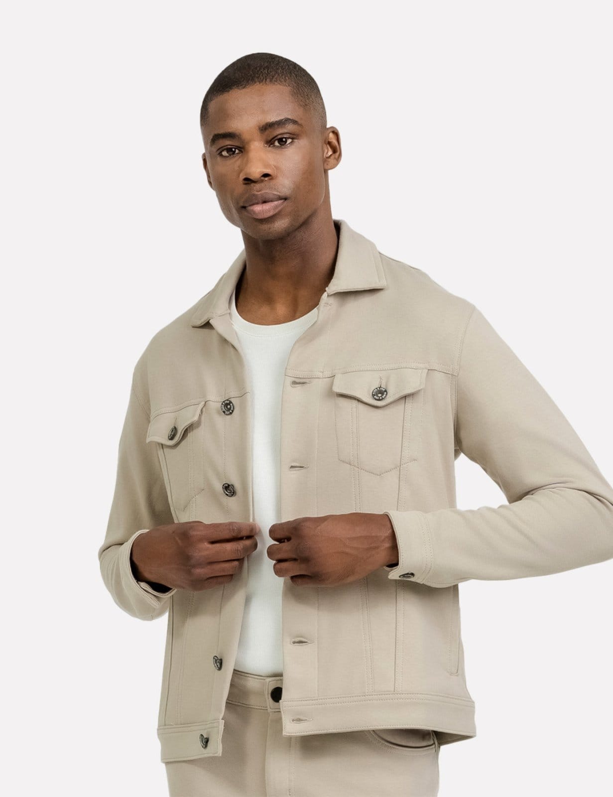 Vista 2 Jaqueta K&J Black Masculina Regular Malha Recortes Comfort Bege King E Joe bege black