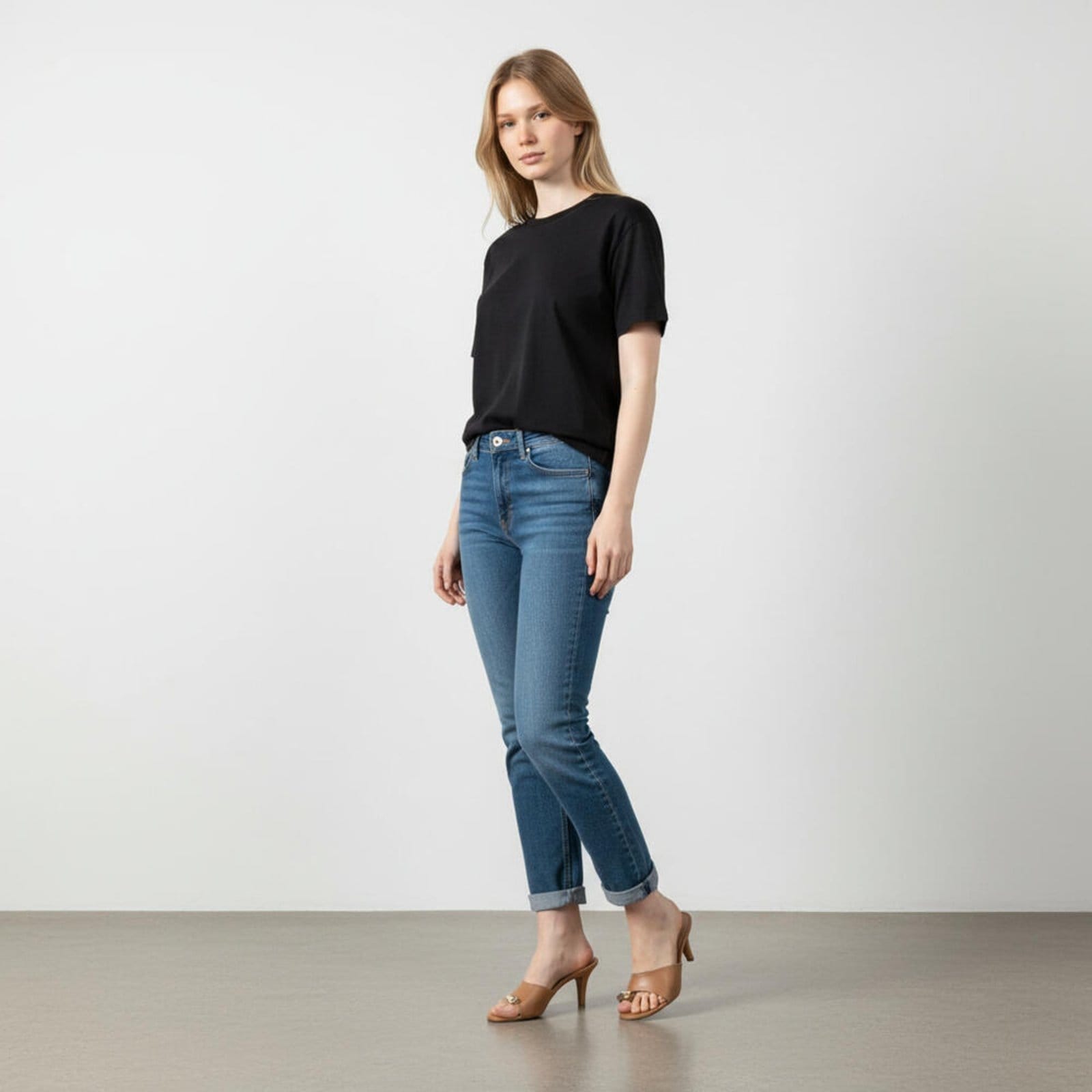 Vista 2 Tamanco Feminino Salto Fino Via Marte 154034 5834034 VIA MARTE cinza