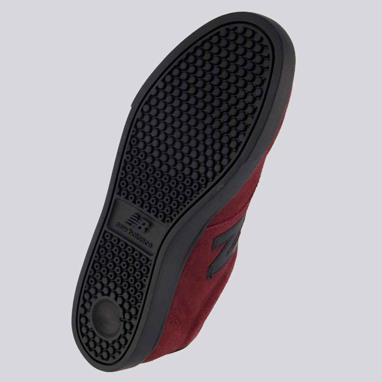 Vista 2 Tênis New Balance 55 Bordô e Preto New Balance vermelho