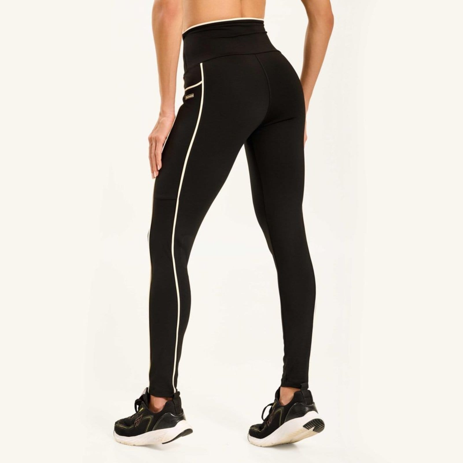 Vista 2 Legging Ladder Preta Poliamida Donna Carioca preto