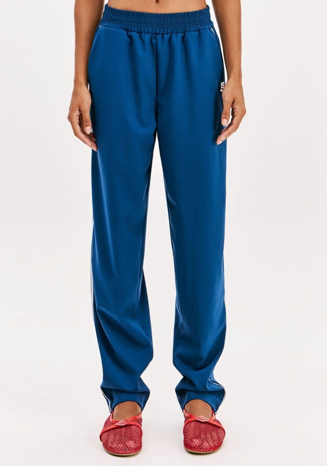 Vista 2 Calça Reta Cintura Alta Com Bordado Sport Easy azul