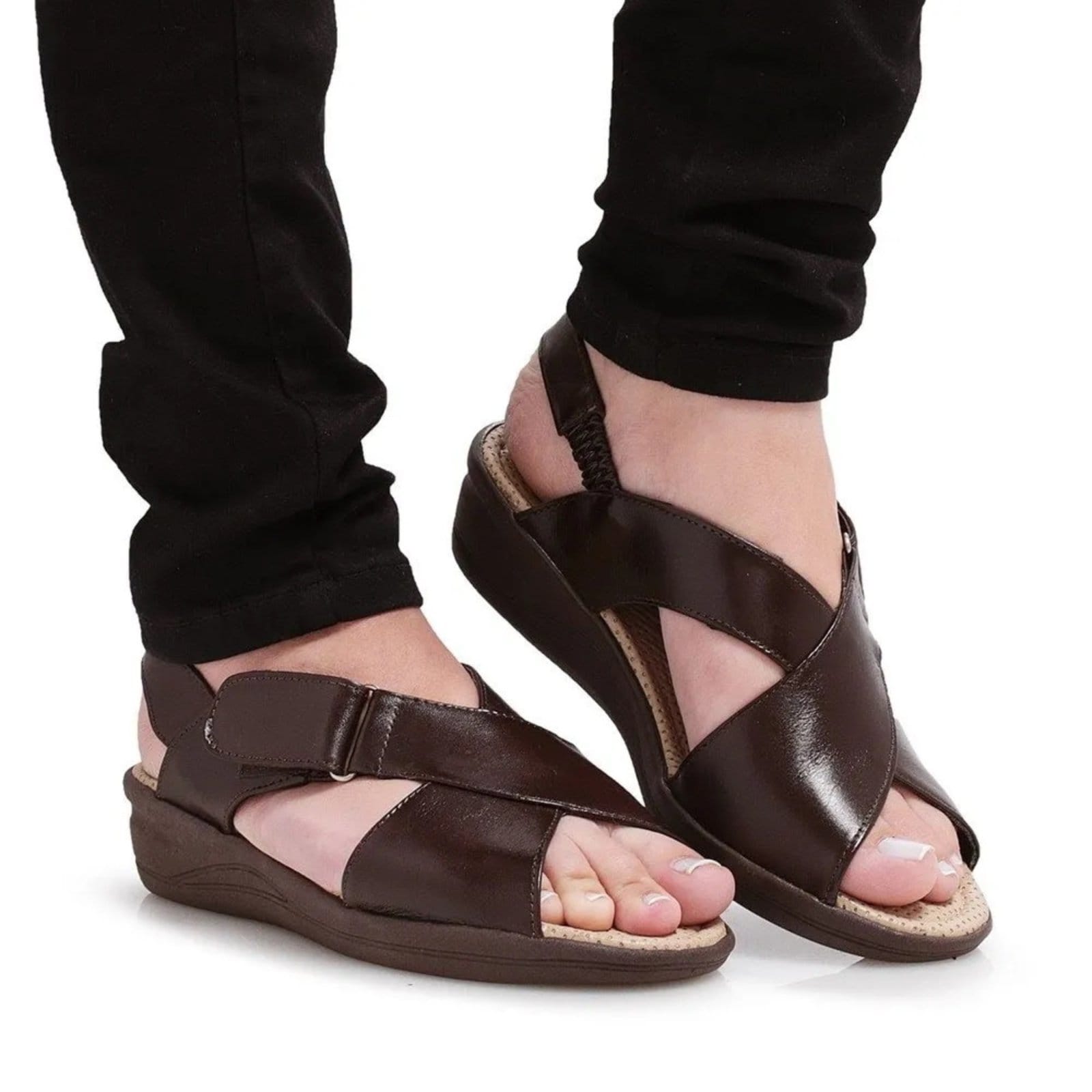 Vista 2 Sandália Anabela Conforto Feminina em Couro 265 Yes Basic marrom