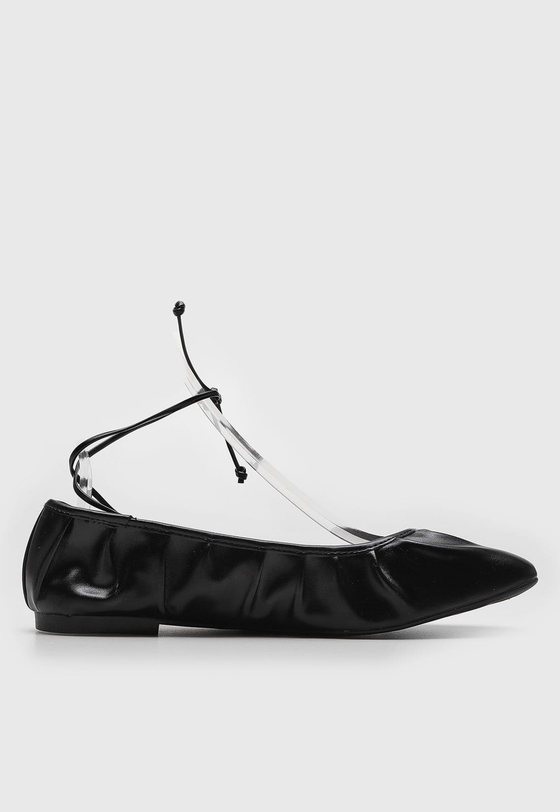 Vista 2 Sapatilha Via Mia Amarração Preta Via Mia preto