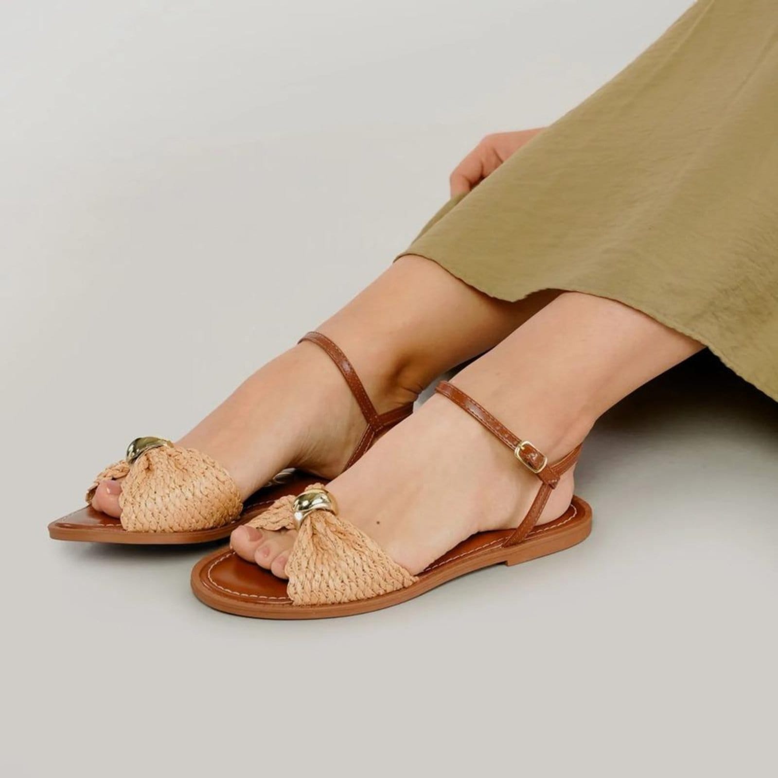 Sandália Osc Rasteira Trançada Feminina