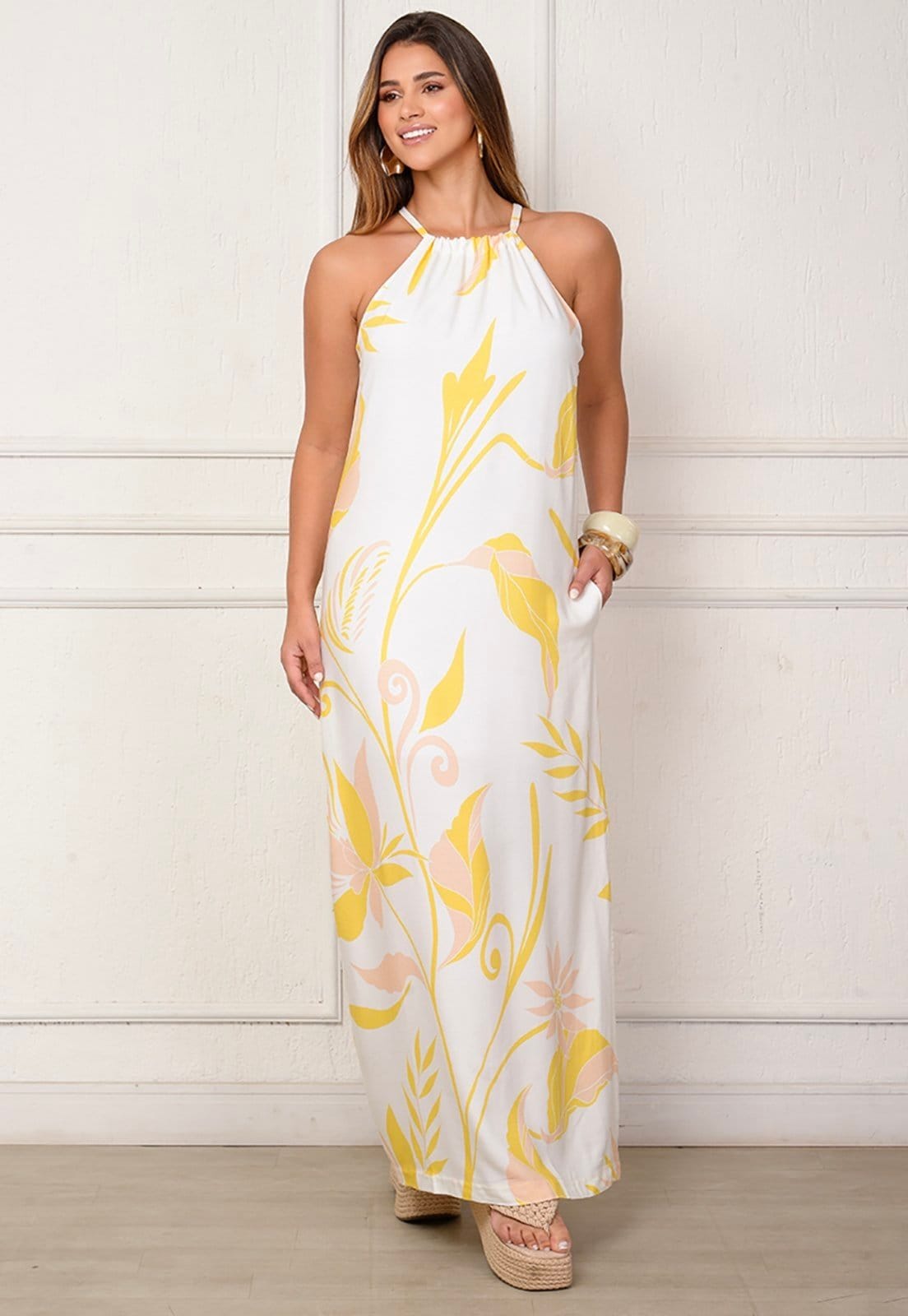 Vestido Sabrina - Longo com Amarração no Pescoço Estampa Amarela