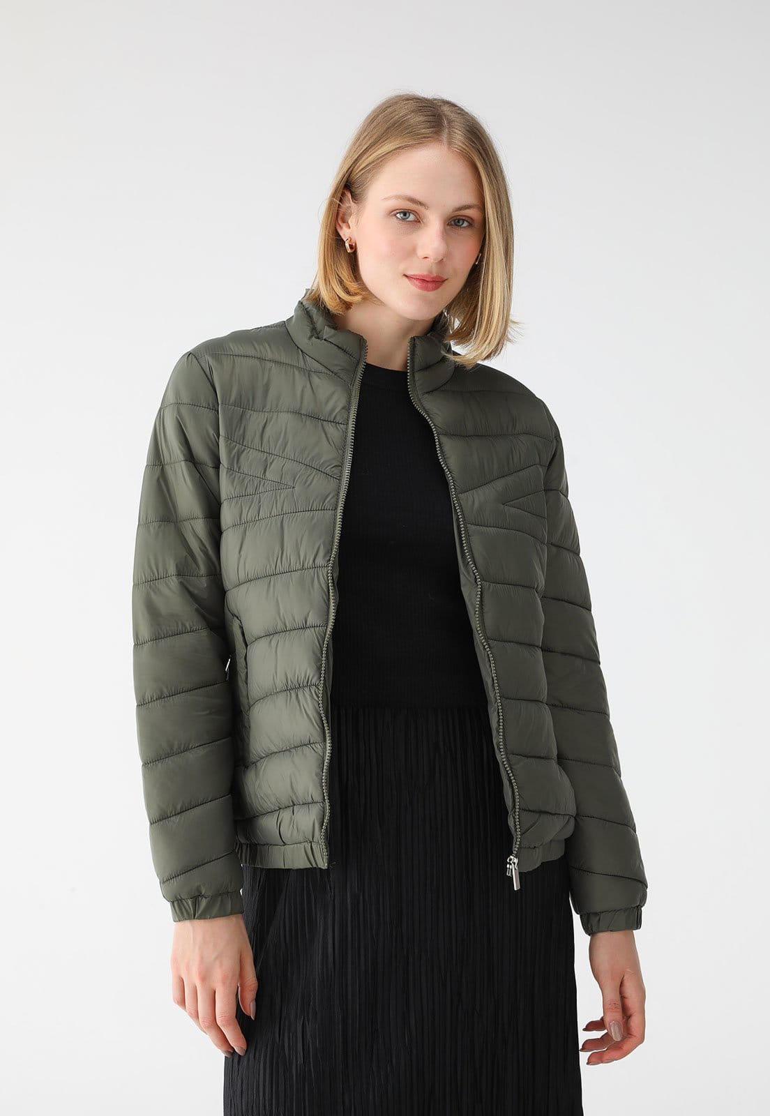 Vista principal Jaqueta Facinelli Matelassê Facinelli verde