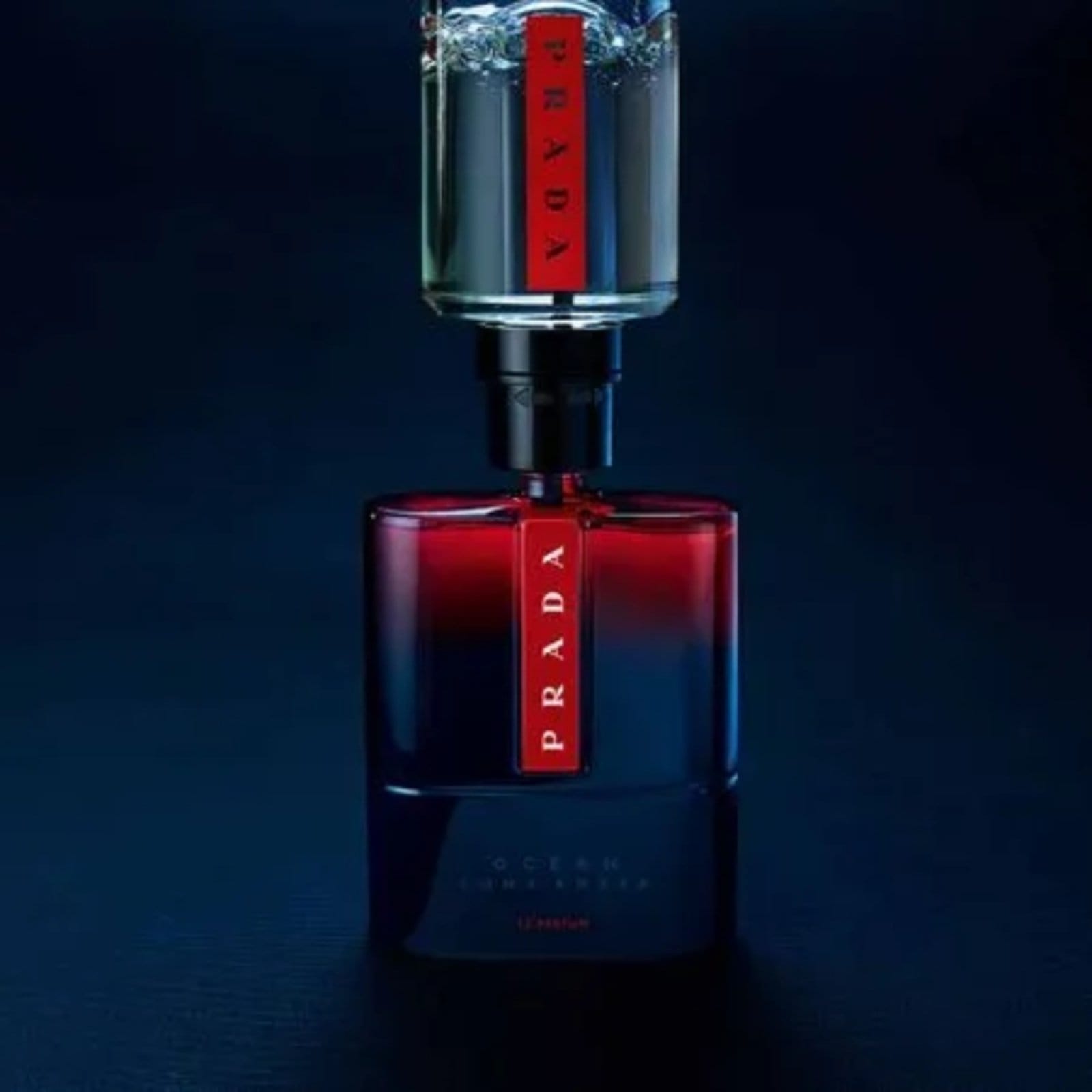 Vista 2 Perfume Prada Luna Rossa Ocean Le Parfum Masculino Prada azul marinho